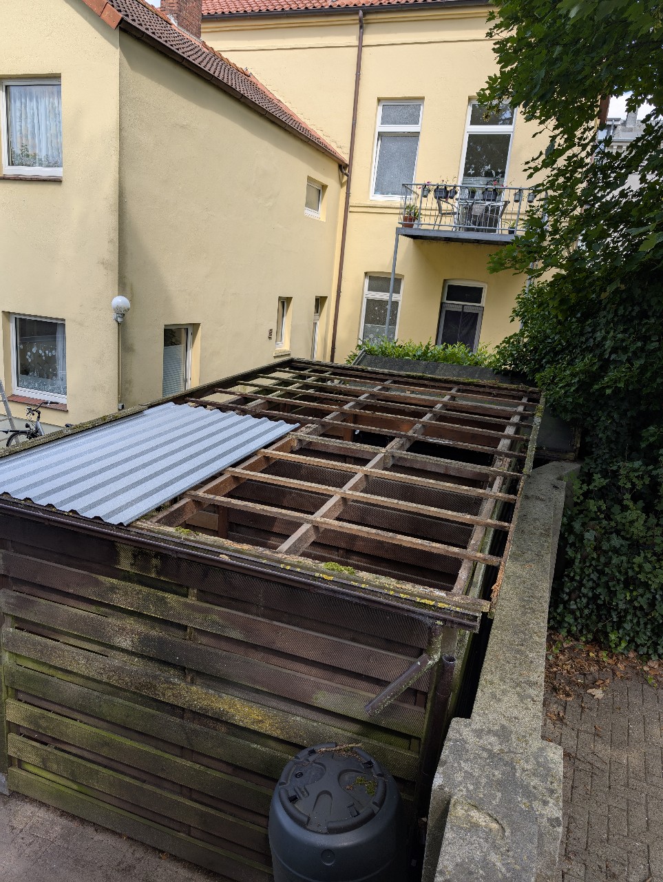 Dachsanierung – Vom Altbestand zum neuen Blechdach